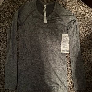 Lululemon Swiftly Tech Long Sleeve 2.0